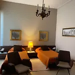 Domus Felix Bed & Breakfast