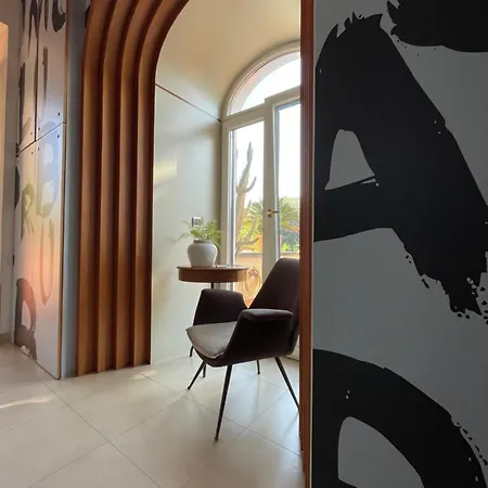 Domus Felix Bed and breakfast 3*