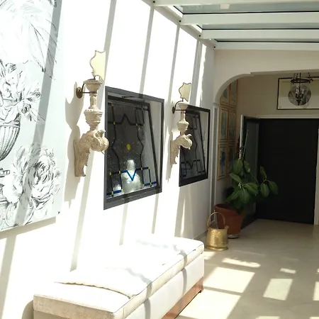 Domus Felix Bed and breakfast 3*