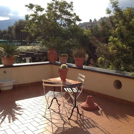 Panzió Domus Felix Sorrento