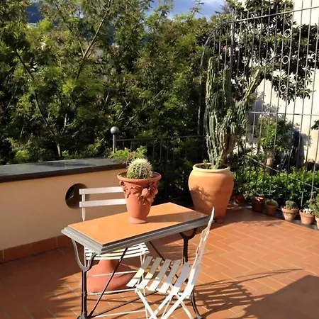 ベッド・アンド・ブレックファスト Domus Felix