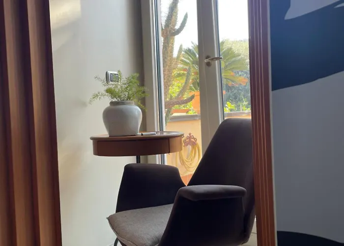 Domus Felix Bed & Breakfast