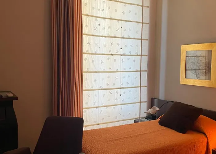 Bed & Breakfast Domus Felix 3*