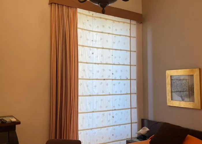 Domus Felix Bed & Breakfast 3*