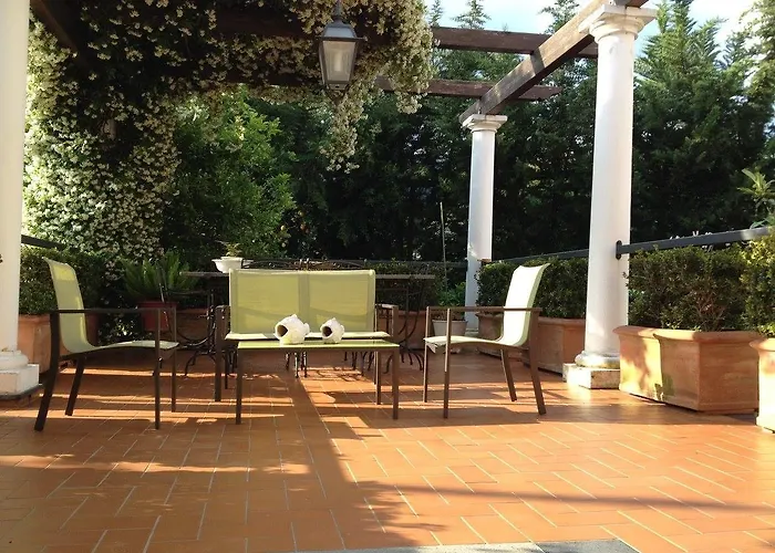 Bed & Breakfast Domus Felix 3*