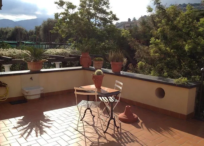 Bed & Breakfast Domus Felix Sorrento